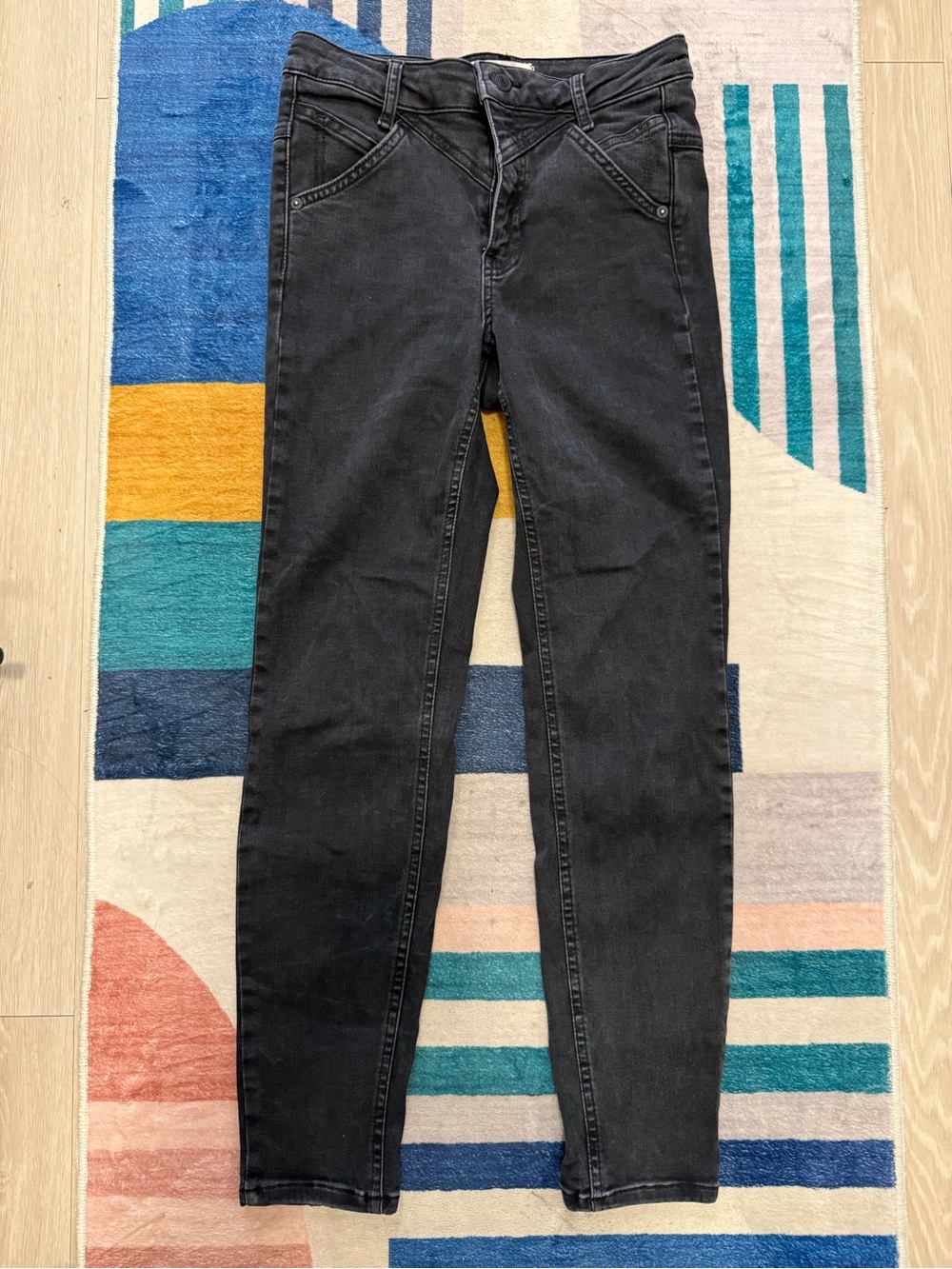 We The Free Free People Washed Black Mid Rise Skinny Jeans Yoke Detail Sz 27